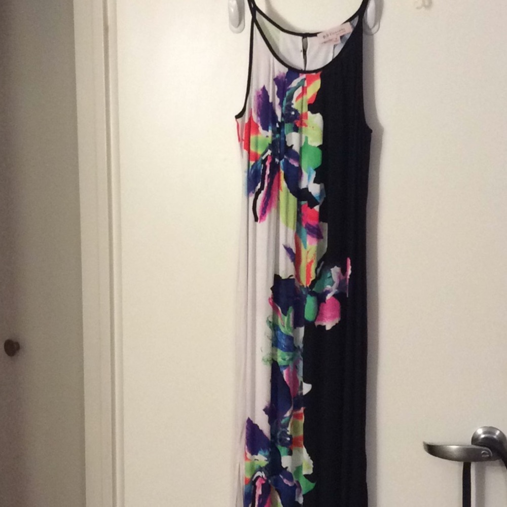 Woman’s sheath dress